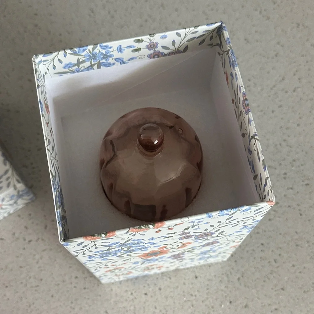 Apricot Jasmine Candle with Floral Pattern Decorative Box